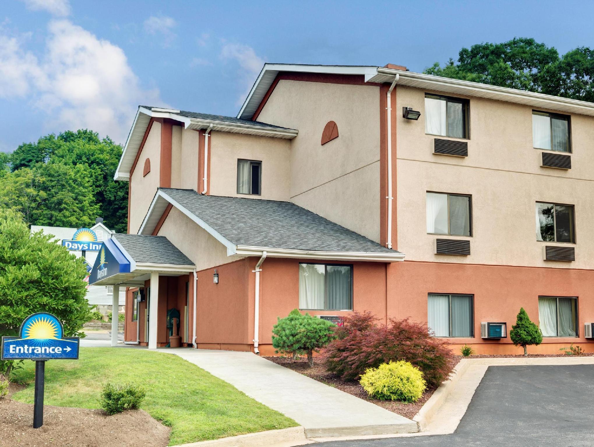 Days Inn By Wyndham Torrington Luaran gambar