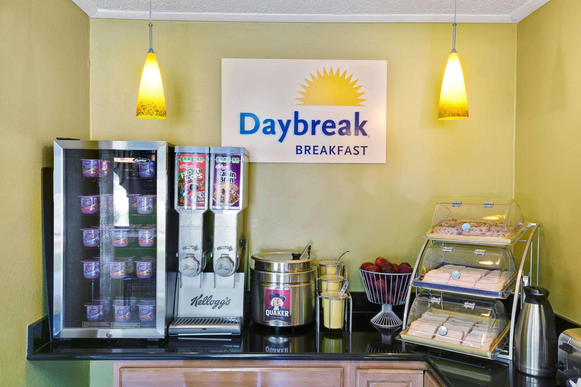 Days Inn By Wyndham Torrington Luaran gambar