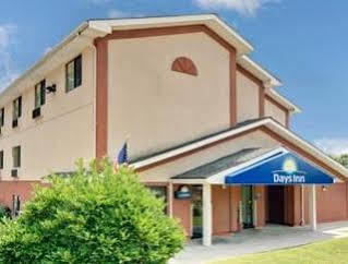 Days Inn By Wyndham Torrington Luaran gambar